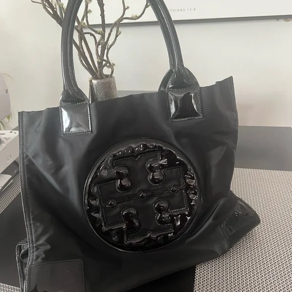 Tory Burch Black Tote Bag with Signature Logo - Picture 8 of 9
